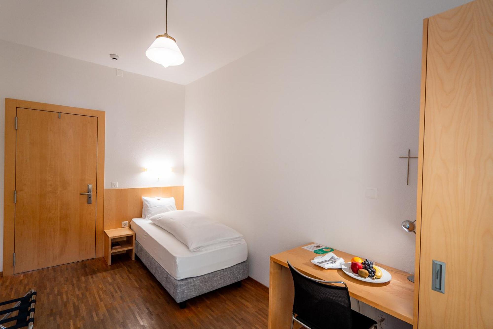 Hotel Haus Schoenstatt Contactless-Check-In Brig Kültér fotó